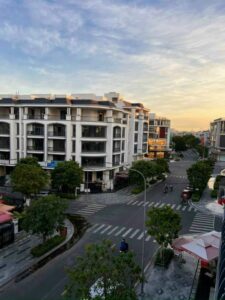 ban-nha-van-phuc-city-r2