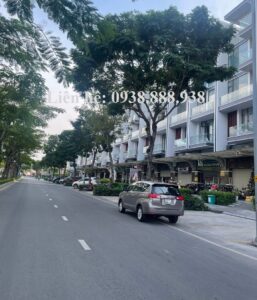 ban shophouse mat tien nguyen thi nhung mat tien can nha