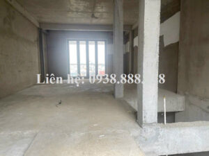 ban shophouse mat tien nguyen thi nhung thang may